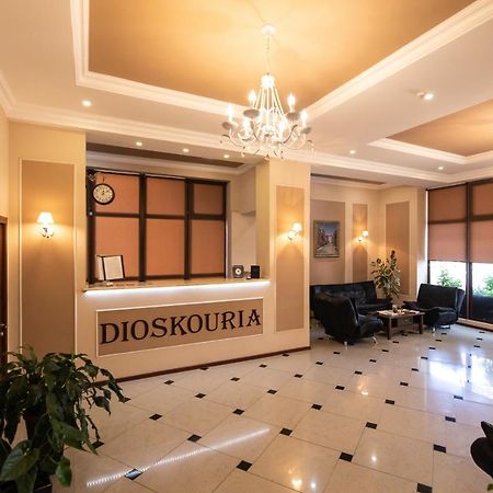 סוקהום Dioskuria Hotel מראה חיצוני תמונה