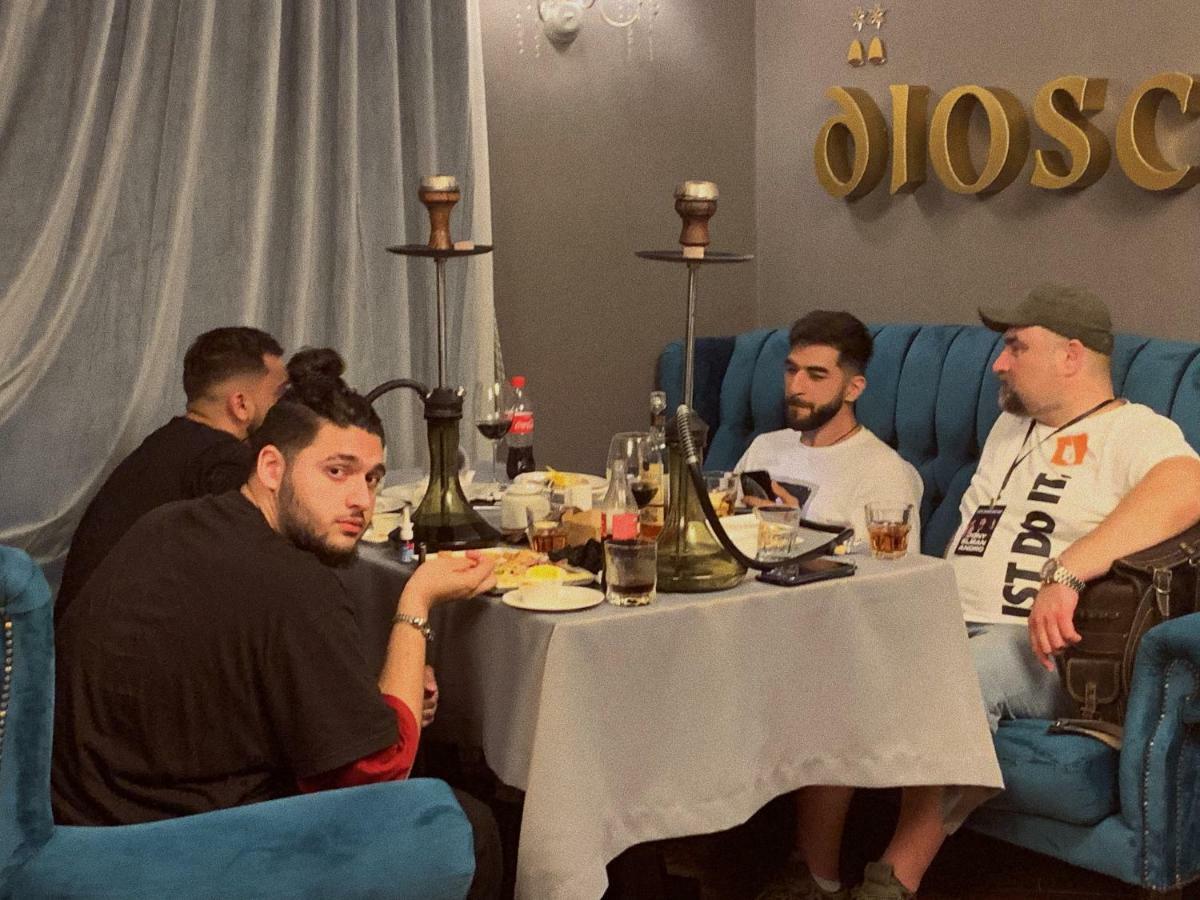סוקהום Dioskuria Hotel מראה חיצוני תמונה